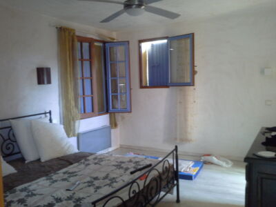 AVANT - CHAMBRE BOHÈME