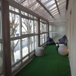 APRES - COURSIVE