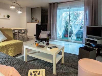 APRES - SALON
APPARTEMENT NIMES